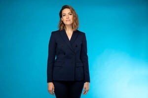 mandy-moore-los-angeles-times-photoshoot-august-2019-3.thumb.jpg.f91fa2ef55ae9d320c86bbebf28ca2e9.jpg