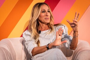 sarah-jessica-parker-blogher19-creators-summit-in-brooklyn-09-18-2019-2.jpg