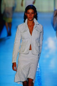 1274010281_dkny-ss-2000(15).thumb.jpg.6f3d7604ac365ba64103866ec2549229.jpg