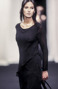 1405271228_AlbertaFerretti1993WomenRTW52.thumb.jpg.42cbf80d766232236b0702d9f2c60506.jpg