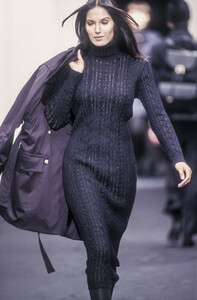 1973869391_AlbertaFerretti1993WomenRTW29.thumb.jpg.c01d7db83d31bf521b8d31d4c0821556.jpg