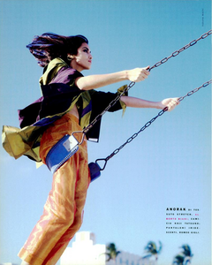 Basic_in_Lusso_Magni_Vogue_Italia_February_1991_05.thumb.png.6969b522046b971af50eb597b1a95a79.png