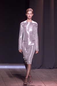 YVES-SAINT-LAURENT-FALL-2000-RTW-56-GISELE-BUNDCHEN-7620.jpg