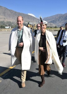kate-middleton-arrives-in-chitral-in-pakistan-10-16-2019-4.jpg