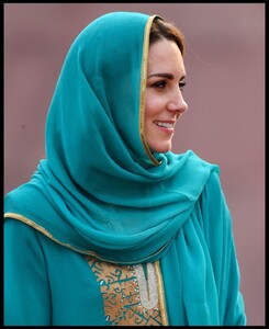 kate-middleton-badshahi-mosque-in-lahore-10-17-2019-8.jpg