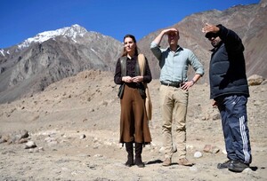 kate-middleton-visits-the-chiatibo-glacier-in-pakistan-10-16-2019-4.jpg