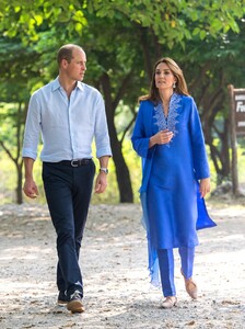 kate-middleton-visits-the-margalla-hills-national-park-in-islamabad-10-15-2019-8.jpg