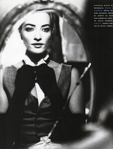 von_Unwerth_Vogue_Italia_January_1991_03.thumb.jpg.6aeb691ccc005144c8c2d70a6ca50c67.jpg