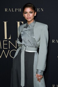 zendaya-elle-s-2019-women-in-hollywood-event-2.jpg