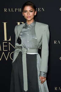 zendaya-elle-s-2019-women-in-hollywood-event-4.jpg