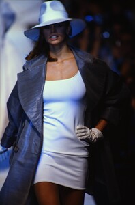 dior-ss-1992 (1).jpg