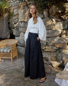 Terrazzo-Wide-Leg-Pant-black-taffeta_1.thumb.jpg.0f4806bfe667ee2ef7c04976f71cbf33.jpg