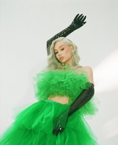 iggy-azalea-galore-magazine-2019-photoshoot-11.jpg