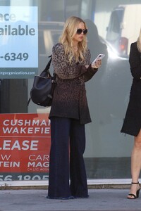 rachel-zoe-sweet-lady-jane-bakery-in-los-angeles-11-05-2019-0.jpg