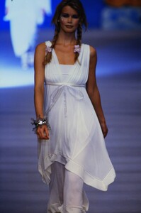 1138036171_chloe-ss-1993(6).thumb.jpg.52c471e4bb5e11570622ae49c2c3ab04.jpg
