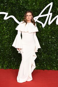       sil 021219BZNimage111.jpg