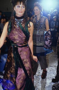 1612638102_JeanPaulGaultier1994Fall(5).thumb.jpg.70b9f492a2ce33a467b5026c8ee5d1ca.jpg