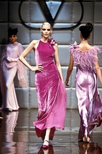 2048133897_Valentino1995HauteCouture145.thumb.jpg.a9b3ffaaa6ec025fe4989c2adc027a64.jpg