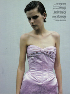 Ball_Gowns_Borthwick_Vogue_Italia_September_1995_03.thumb.jpg.5dfc5dff2b2e6738fd0c256881dbd601.jpg