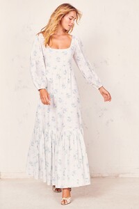COLBY-DRESS-WHITE-SUN3.thumb.jpg.29ea1292c4fa52023eee40d92833560c.jpg