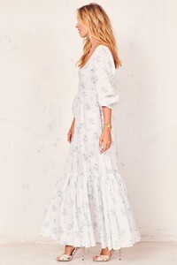 COLBY-DRESS-WHITE-SUN4.thumb.jpg.86acfc80dbb00024511e4f853f842144.jpg