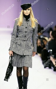 anna-sui-rtw-fall-1995-show-new-york-shutterstock-editorial-6905106a.jpg