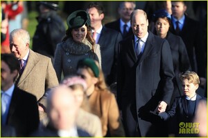 kate-middleton-prince-william-christmas-day-service-09.jpg