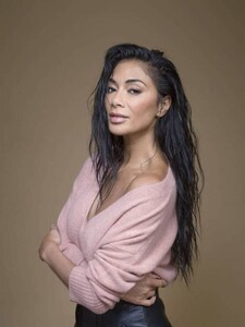 nicole-scherzinger-photoshoot-december-2019-5.jpg