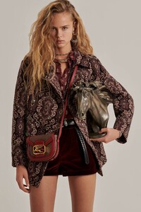 00029-Etro-Pre-fall-2020-credit-Cedric-Buchet.thumb.jpg.b50dfc23ee515fdefec3a0feca30ca83.jpg
