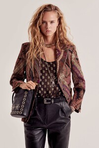 00039-Etro-Pre-fall-2020-credit-Cedric-Buchet.thumb.jpg.50e8bf24815bde7c361ef297b911b6da.jpg