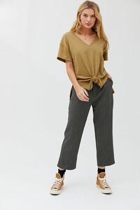 Urban Outfitters_01.01.2020_17_33_041.jpg