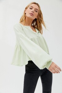 Urban Outfitters_01.01.2020_17_33_072.jpg