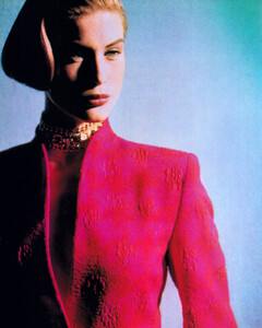 506341724_GennyAmericanVogueAugust1991.PhotographbyDominiqueIssermann..thumb.jpg.3b94e421355f8d5b3562da52463db792.jpg