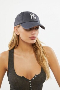 Urban Outfitters_01.01.2020_17_33_023.jpg