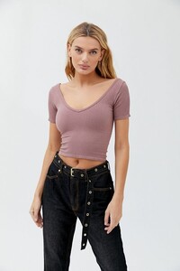 Urban Outfitters_01.01.2020_17_33_026.jpg