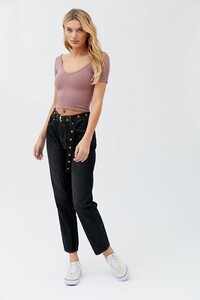 Urban Outfitters_01.01.2020_17_33_028.jpg