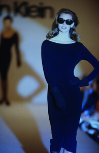 92627597_calvin-klein-fw-1992(6).thumb.jpg.ec7438082b84568134028fbeec903f3f.jpg