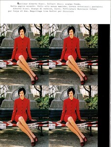 Chin_Vogue_Italia_August_1995_07.thumb.jpg.2452309adab0f4d6e0e0568491289f75.jpg