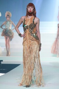 Jean-Paul-Gaultier-Haute-Couture-SS20-Paris-5925-1579731493.jpg