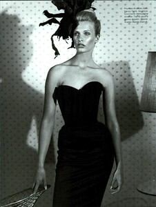 Meisel_Vogue_Italia_August_1995_06.thumb.jpg.62a2e0748e3ea22d613aa60ad69f0408.jpg