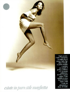 Meisel_Vogue_Italia_June_1985_04.thumb.png.f5e42f81fefcaa0b4aafc755c86de521.png
