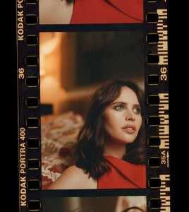felicity-jones-for-bustle-magazine-january-2020-1.thumb.jpg.c731f1903c72e3650c93961b0c82506b.jpg