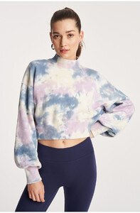 ho90417019-excl-pastel-cloud-tie-dye_00018.jpg