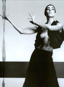 ARCHIVIO - Vogue Italia (February 2003) - Blanca Li - 004.jpg