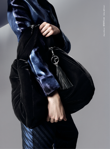 1235164983_Mert__Marcus_Giorgio_Armani_Fall_Winter_19_20_07.thumb.png.4158b0129564c10ae081d55b884fa238.png