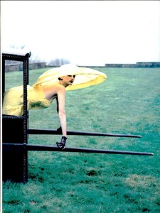 ARCHIVIO - Vogue Italia (March 1997) - English Diary - 012.jpg