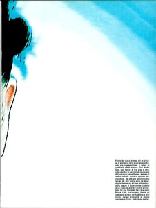 ARCHIVIO - Vogue Italia (December 2001) - Glow Up - 009.jpg