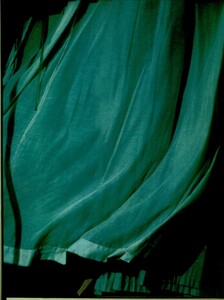 ARCHIVIO - Vogue Italia (February 2001) - The Vagaries of Fashion - 022.jpg