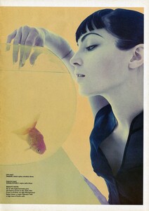 W (April 1995) - China Syndrome - 002.jpg