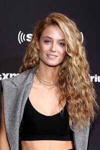 683full-kate-bock (1).jpg